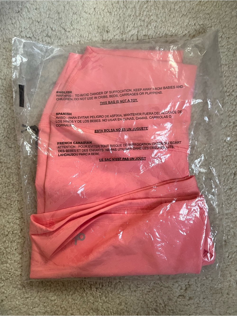 ✨NWT Alo Yoga Airlift Energy Short in Strawberry Lemonade🍓🍋 - Size S - Picture 2 of 3